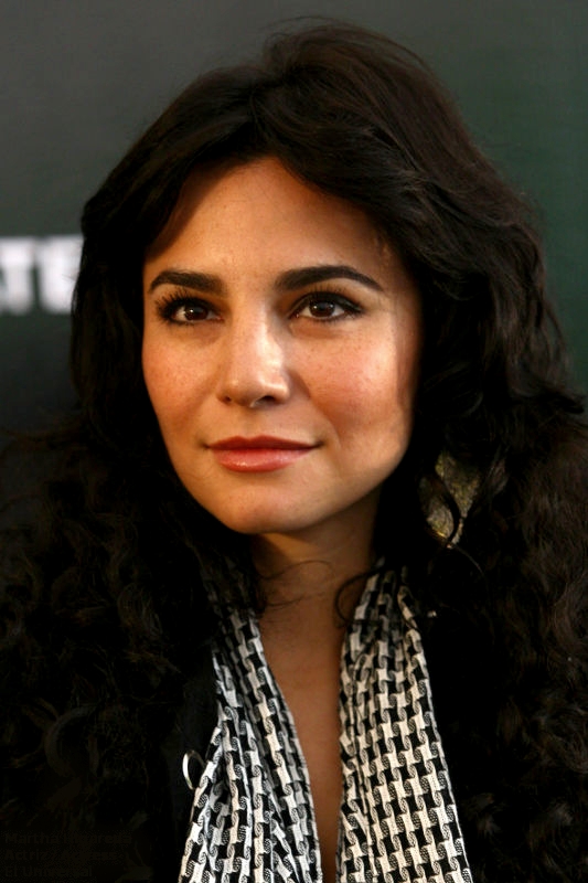 Poze Martha Higareda - Actor - Poza 5 din 50 - CineMagia.ro Maggie Gyllenhaal
