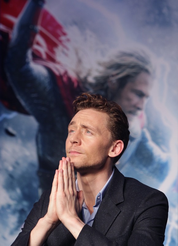 Poze Tom Hiddleston