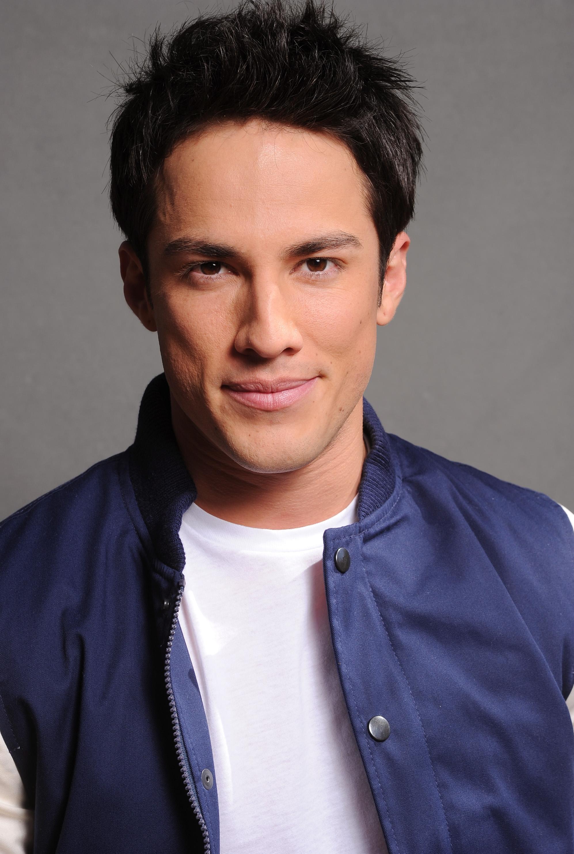 Poze Michael Trevino Actor Poza 20 din 40 CineMagia.ro