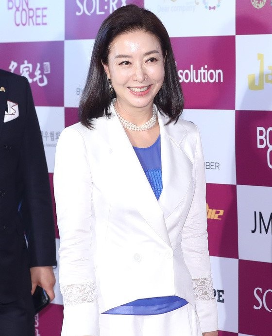 Poze Bo-yeon Kim