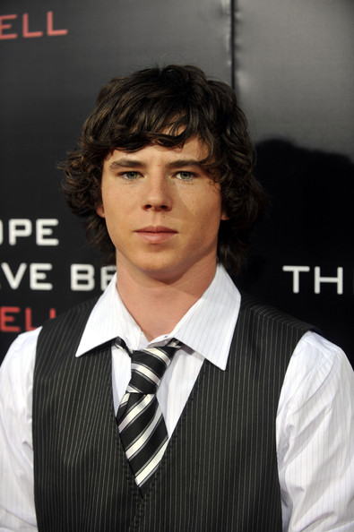 Charlie McDermott brother