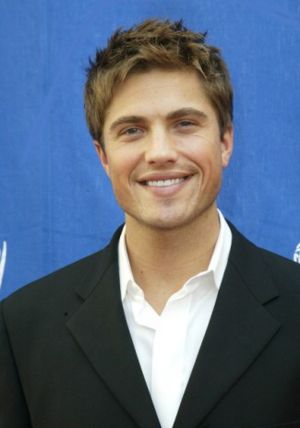 Next photo of Eric Winter