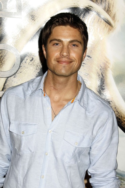 Eric Winter baby