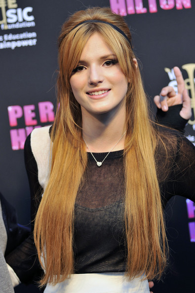 Poze Bella Thorne