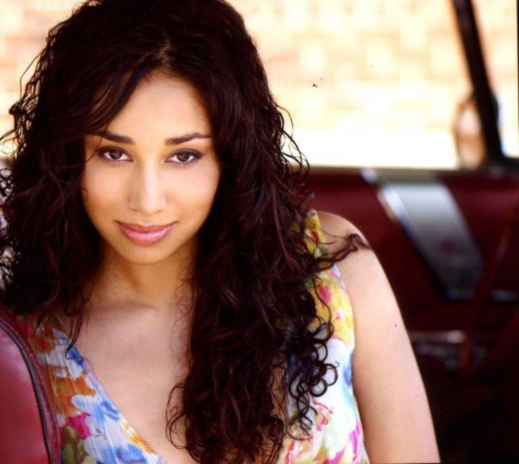 Poze Meaghan Rath