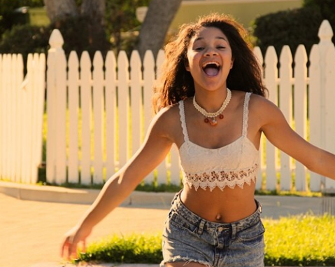 Poze Kylee Russell Actor Poza 10 din 16 CineMagia.ro