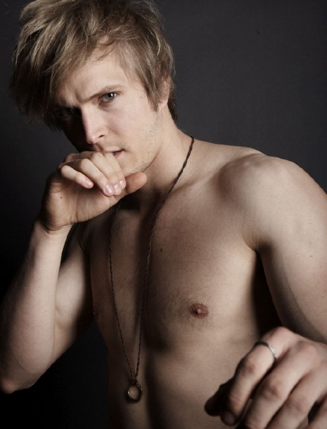 Poze Jon Cor - Actor - Poza 5 din 8 - CineMagia.ro