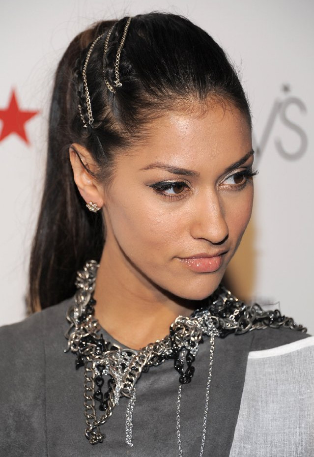 Poze Janina Gavankar