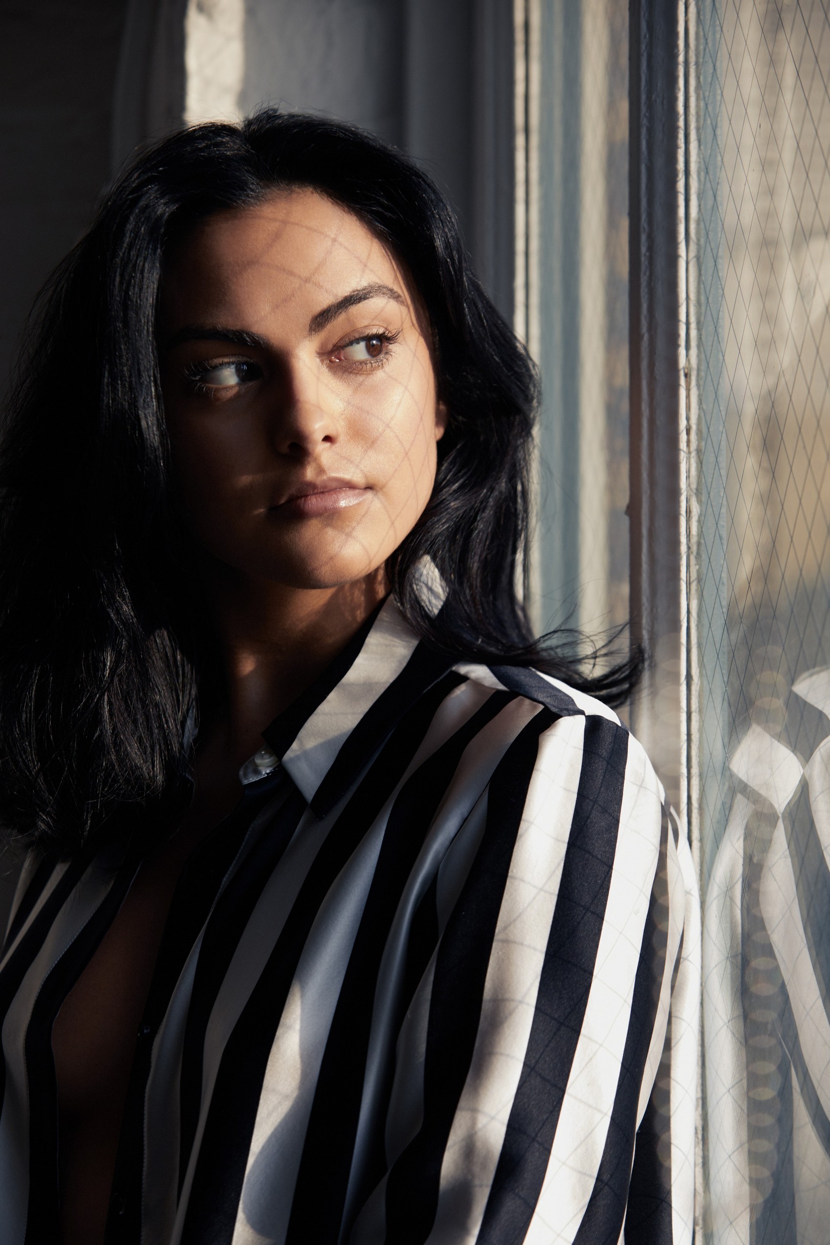 Next photo of Camila Mendes