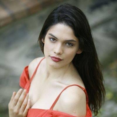Poze Beste Kökdemir