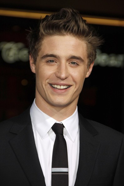 Poze Max Irons