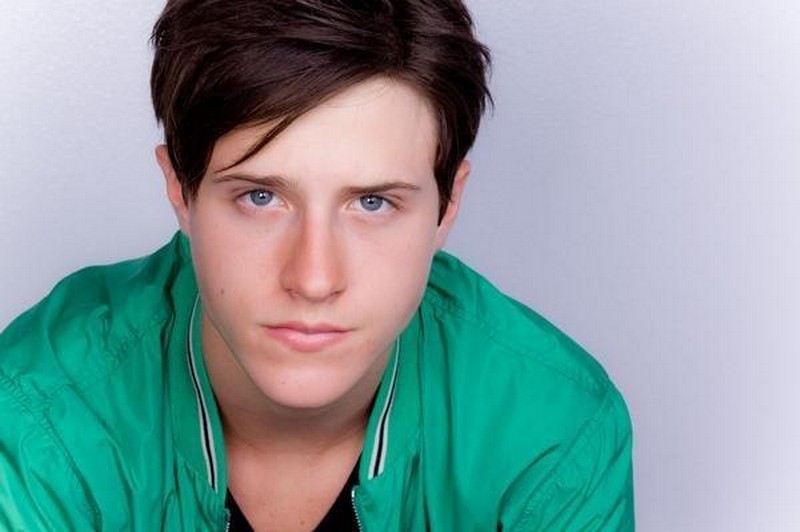 Poze Shane Harper