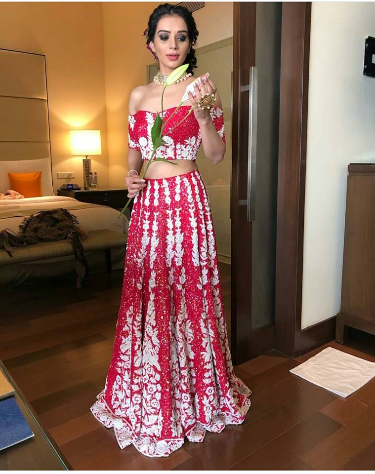 Poze Sukirti Kandpal