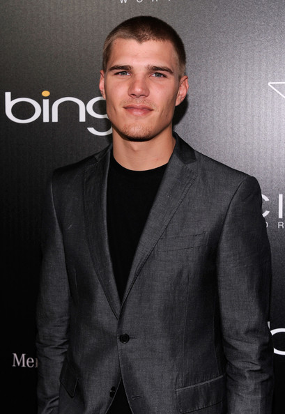 Poze Chris Zylka