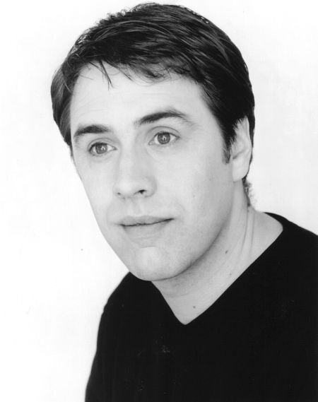 Poze Julian Nest
