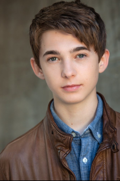 Poze Austin Abrams - Actor - Poza 8 din 13 - CineMagia.ro