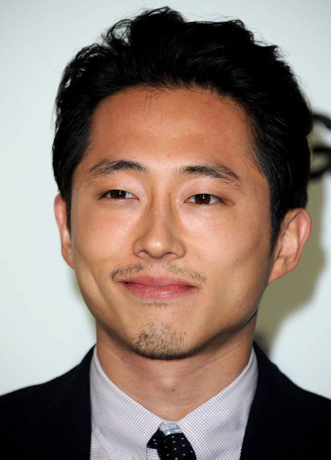 Poze Steven Yeun