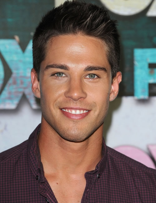 Poze Dean Geyer Actor Poza 3 Din 30 Cinemagiaro