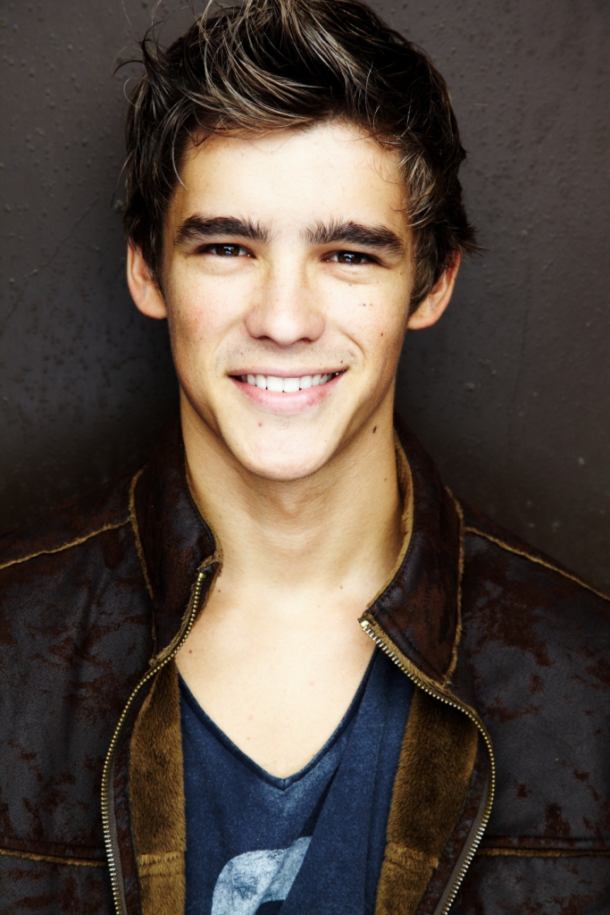 Brenton Thwaites Act