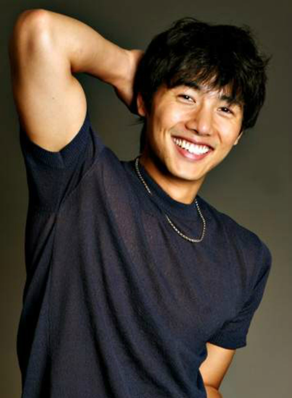 Mark lee singer. Ли Сан-у. 이상우 Sang Woo Lee.