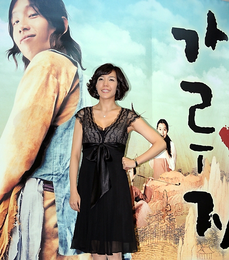 Poze Soo-kyeong Jeon - Actor - Poza 14 din 20 - CineMagia.ro