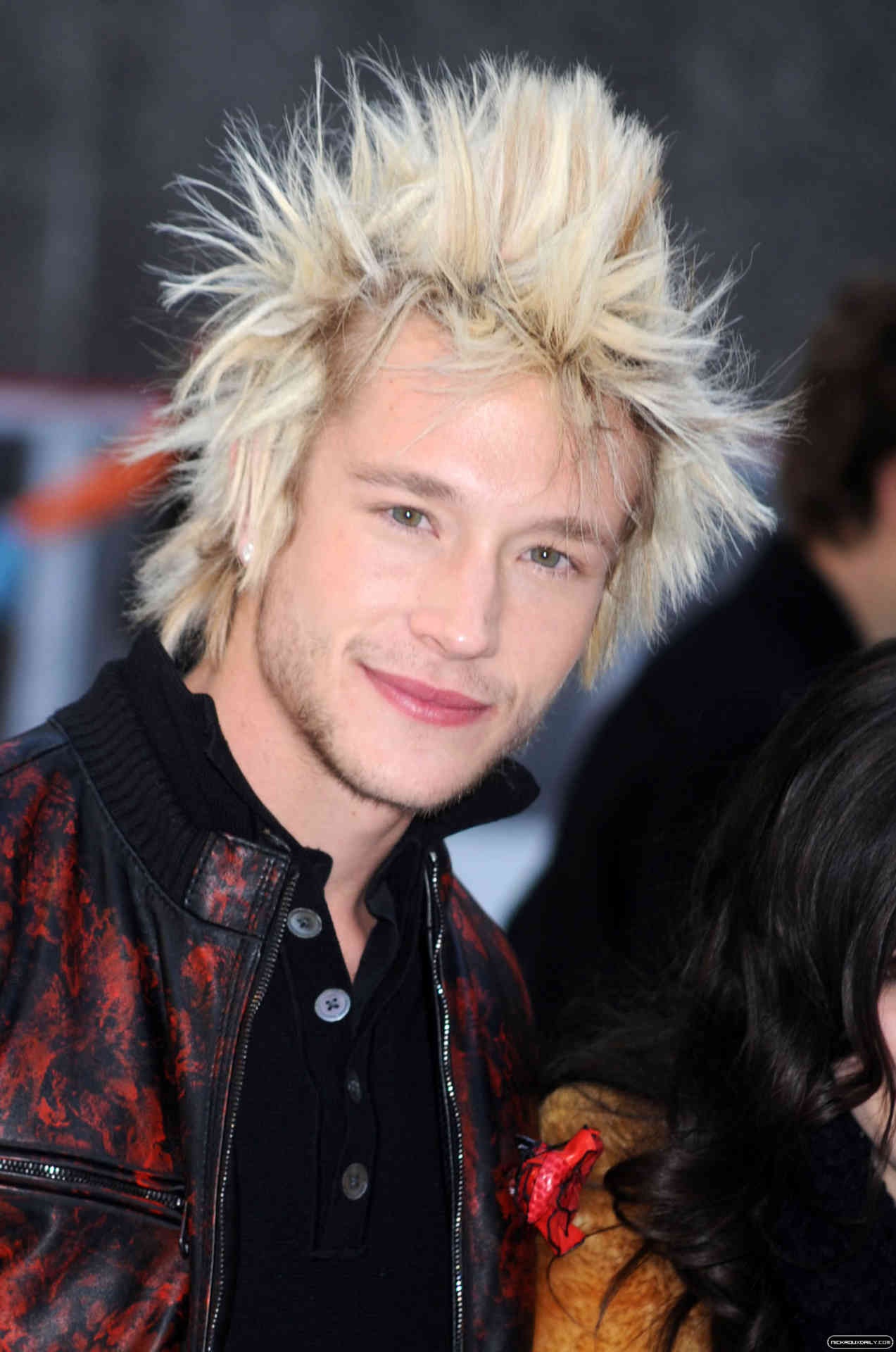 Poze Nick Roux Actor Poza 13 din 24 CineMagia.ro