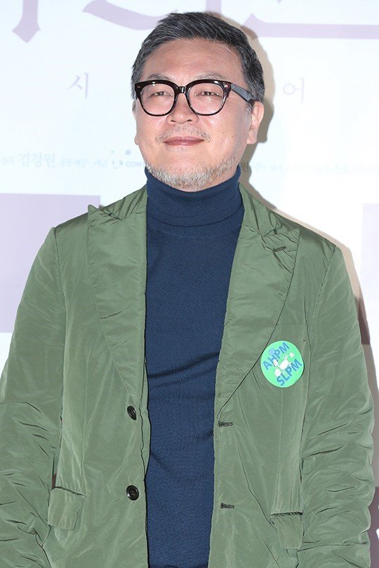 Poze Eui-sung Kim - Actor - Poza 2 din 14 - CineMagia.ro