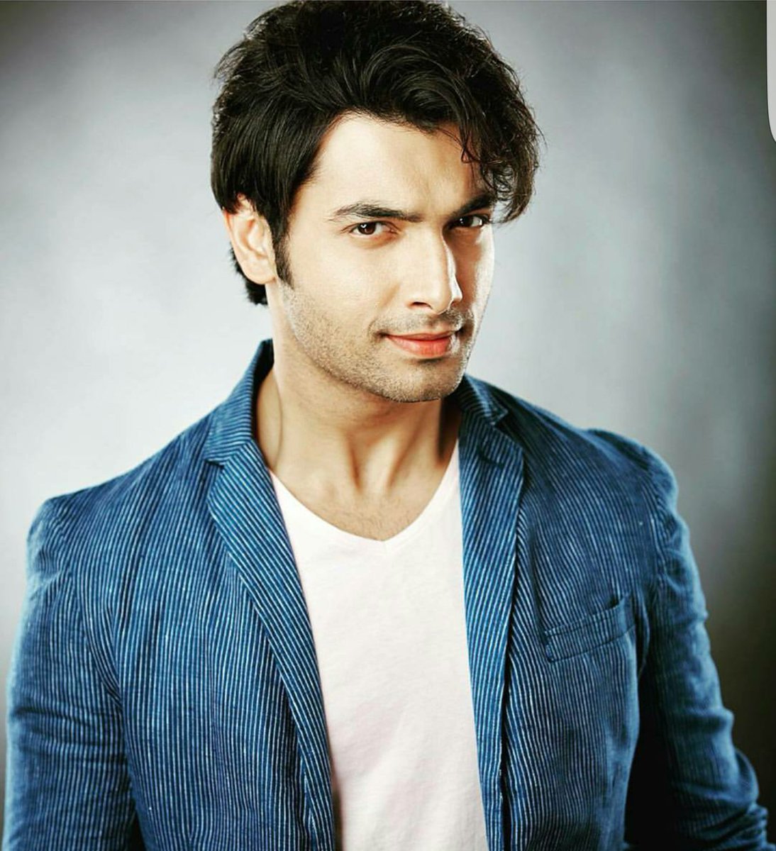 Poze Sharad Malhotra - Actor - Poza 40 din 40 - CineMagia.ro