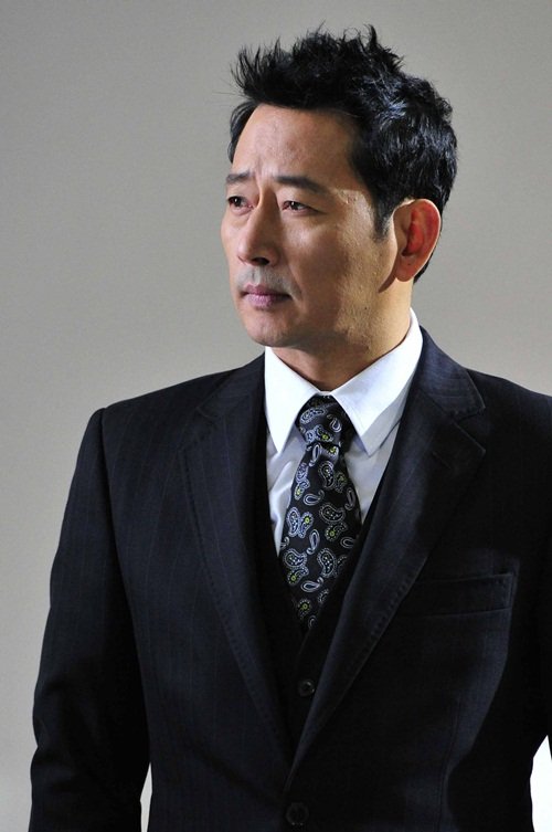 Poze Kwang-ryul Jun - Actor - Poza 18 din 23 - CineMagia.ro