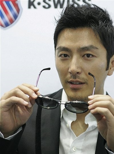 Poze Yoo Tae-Jun