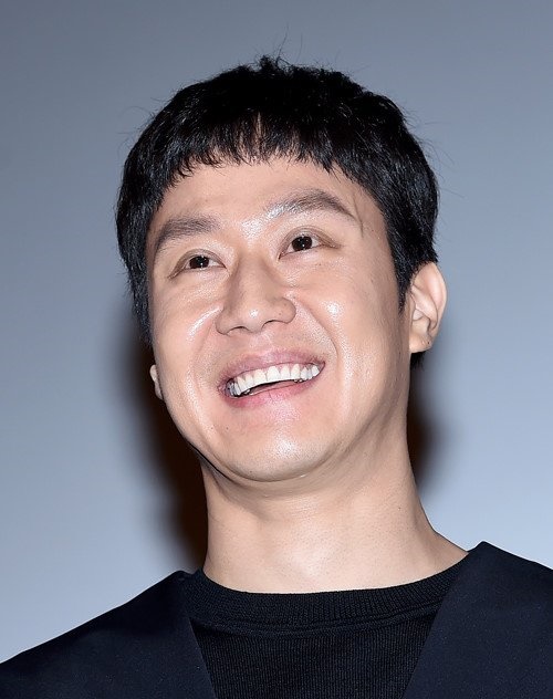 Poze Jeong Woo - Actor - Poza 17 din 27 - CineMagia.ro