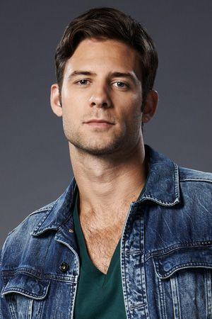 Poze Steve Lund - Actor - Poza 2 din 11 - CineMagia.ro