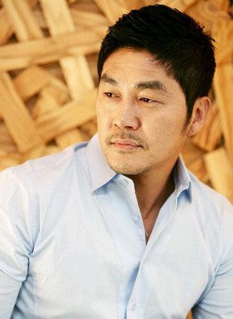 Poze Young Ho Kim - Actor - Poza 2 din 5 - CineMagia.ro