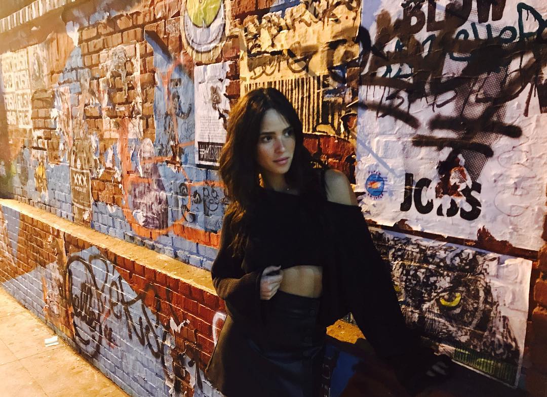 Poze rezolutie mare Adria Arjona - Actor - Poza 50 din 62 - CineMagia.ro.
