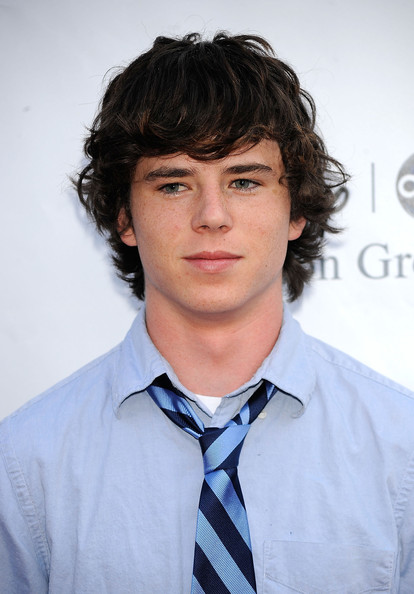 Charlie McDermott eyes