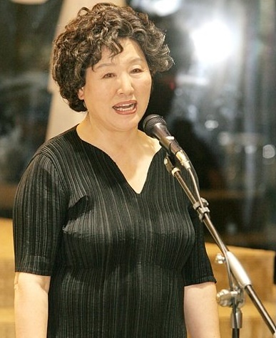 Poze Hyo-jeong Ban