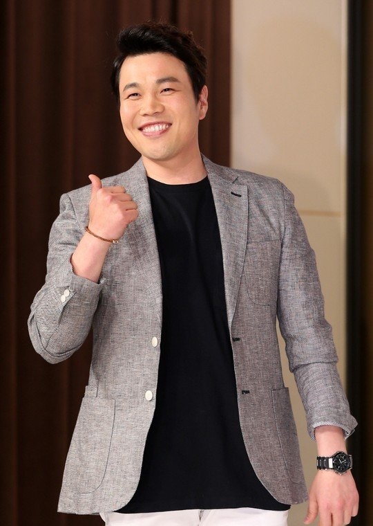 poze seung hwan shin actor poza 23 din 30 cinemagia ro poze seung hwan shin actor poza 23 din 30 cinemagia ro