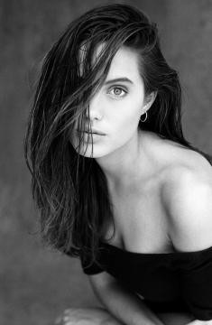 Angelina Jolie