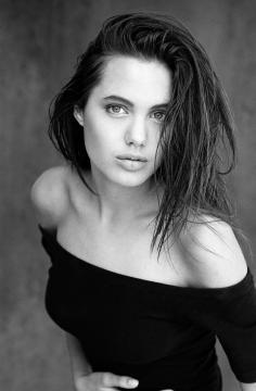 Angelina Jolie