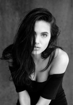 Angelina Jolie