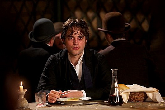 Robert Pattinson, cuceritorul în serie din Bel Ami