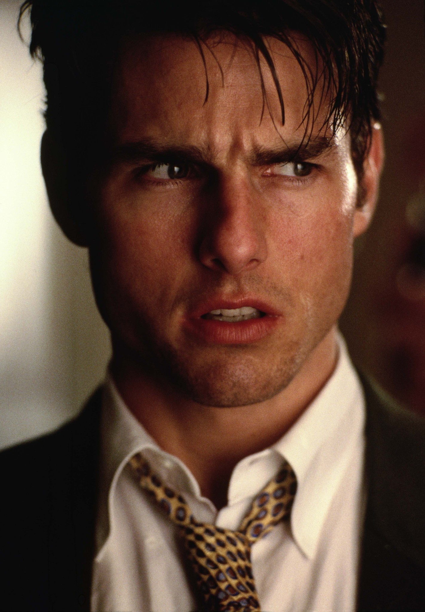 how old is tom cruise in jerry maguire