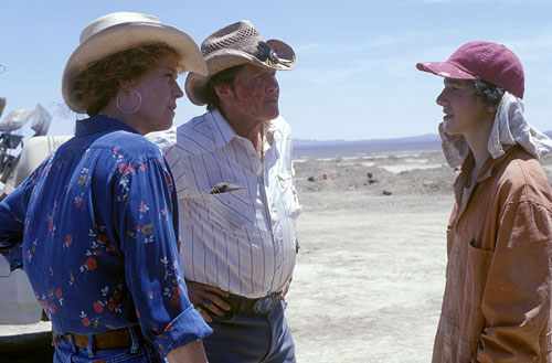 Poze Sigourney Weaver, Jon Voight, Shia LaBeouf în  Holes