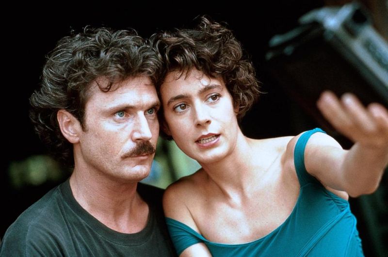 Imagini Love Crimes (1992) - Imagini Seducţie şi şantaj ...