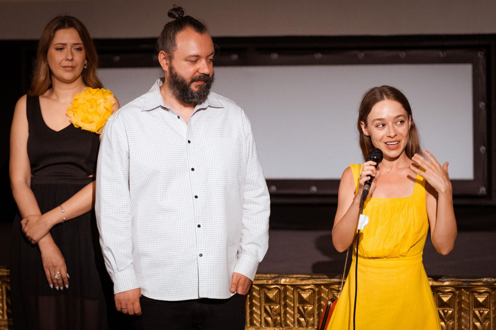 Poze Alecs Năstoiu, Rina Gri în  The Secret of Pin-Up Island