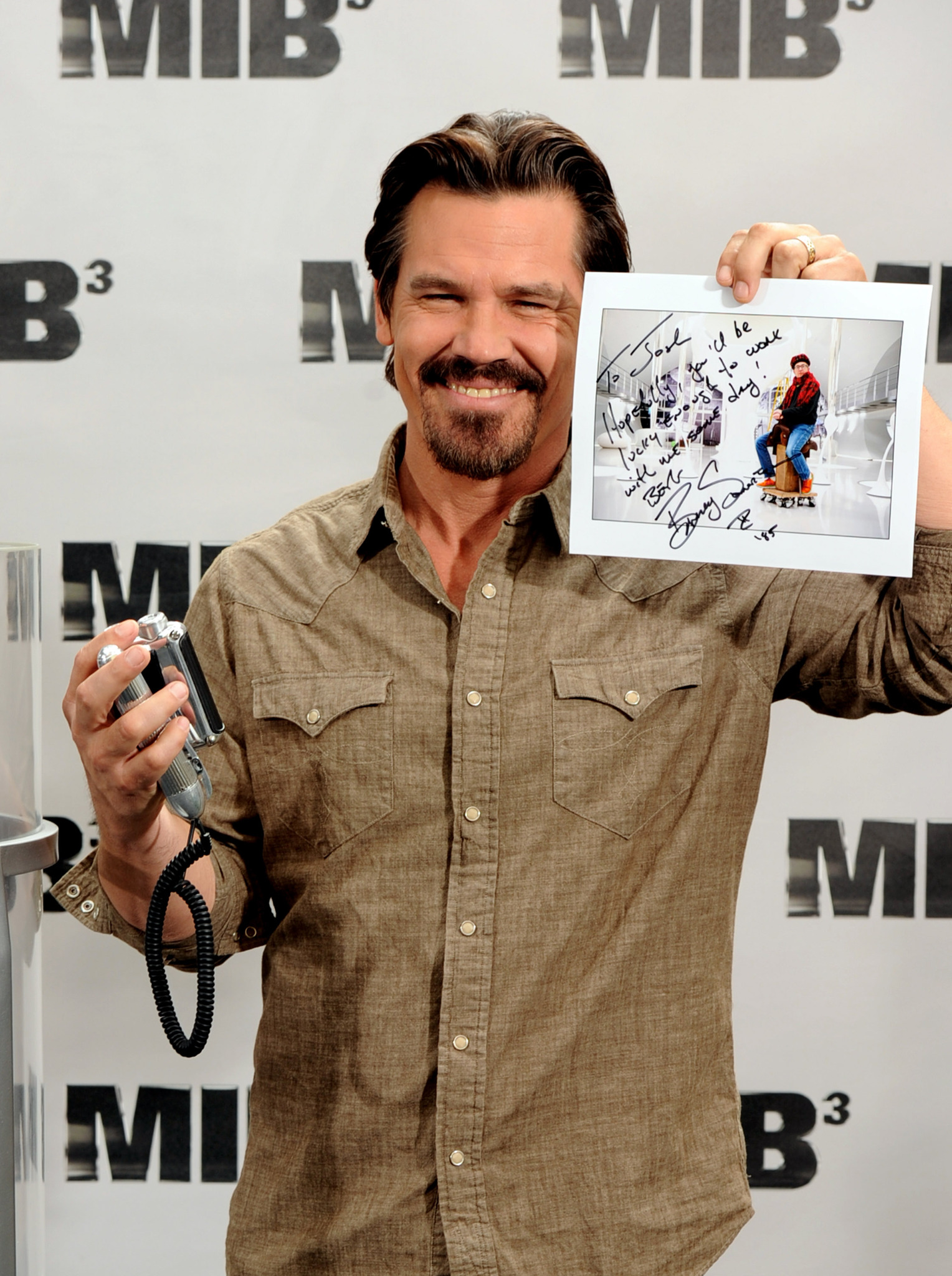 Poze Josh Brolin în  Men in Black 3