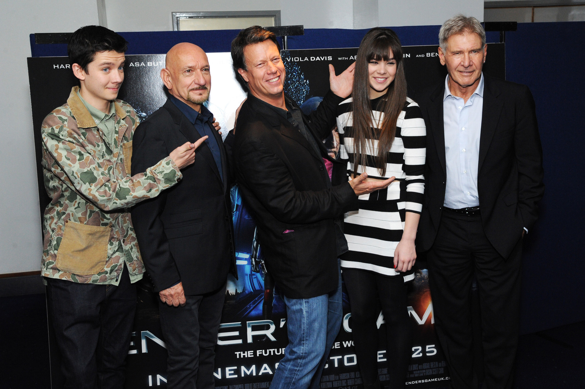 Poze Asa Butterfield, Ben Kingsley, Gavin Hood, Hailee Steinfeld, Harrison Ford în  Ender's Game