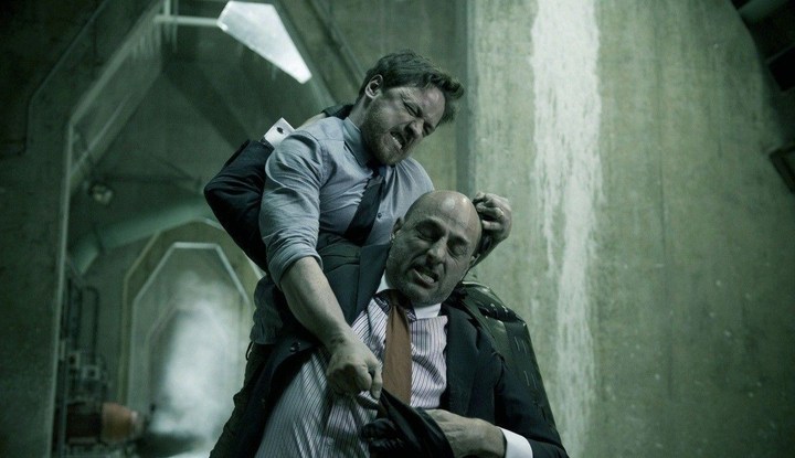 Poze James McAvoy, Mark Strong în  Welcome to the Punch