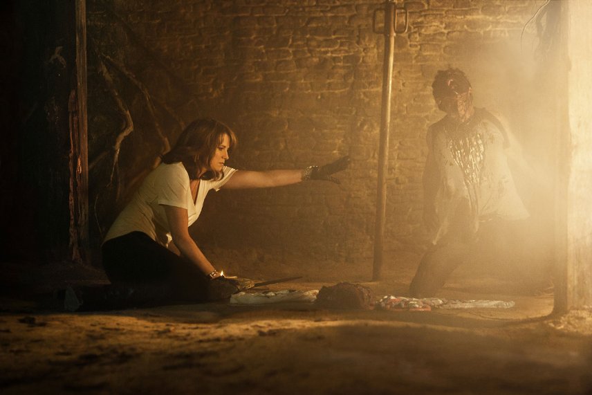 Poze Lucy Lawless în  Ash vs Evil Dead