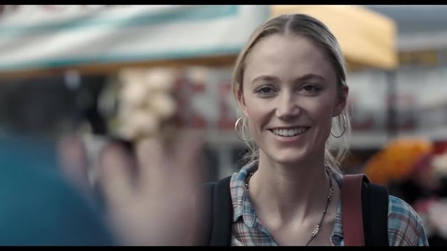 Trailer - The Hand That Rocks the Cradle